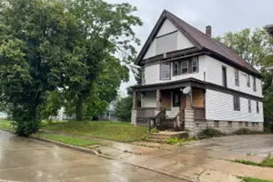 3718 W Garfield Ave, Milwaukee, WI 53208 - Photo 1