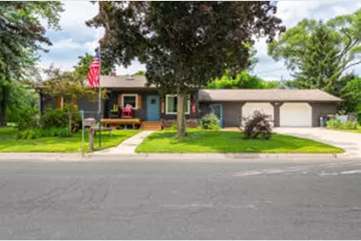 2729  Oak Dr, Shelby, WI 54601 - Photo 1