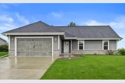 232  Farmstead Dr, Slinger, WI 53086 - Photo 1