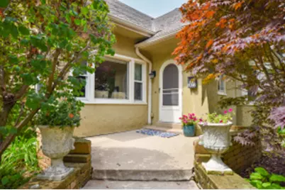 2831 N Maryland Ave, Milwaukee, WI 53211 - Photo 1