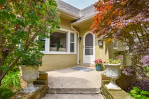 2831 N Maryland Ave, Milwaukee, WI 53211 - Photo 1