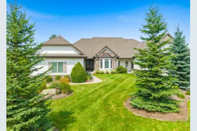 N35W23690  Auburn Ct, Pewaukee, WI 53072 - Photo 1