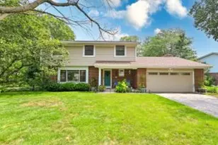 6592 N Bethmaur Ln, Glendale, WI 53209 - Photo 1