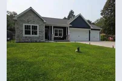 419  4 Mile Rd, Racine, WI 53402 - Photo 1