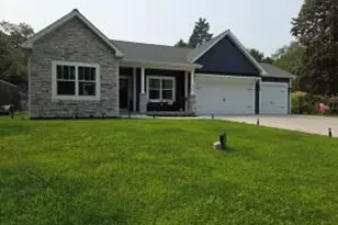 419 4 Mile Rd, Racine, WI 53402 - Photo 1