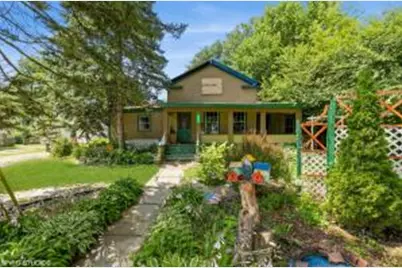 114 S Washington St, Elkhorn, WI 53121 - Photo 1