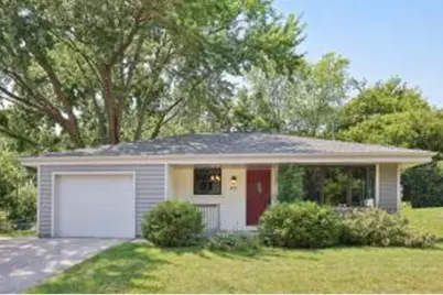 622  Greenmeadow Dr, Waukesha, WI 53188 - Photo 1