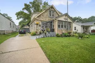 1329 S 89th St, West Allis, WI 53214 - Photo 1