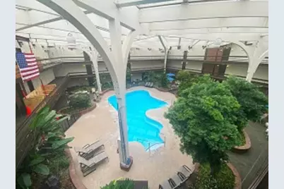 6100 W Stonehedge Dr, Greenfield, WI 53220 - Photo 1