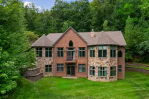 46770 Waas Valley Dr, Dresbach, MN 55947 - Photo 1