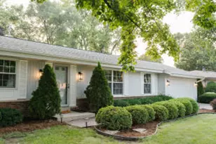 2465 Castle Ct, Brookfield, WI 53045 - Photo 1