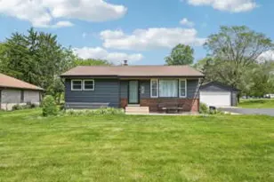 8268 S 34th St, Franklin, WI 53132 - Photo 1