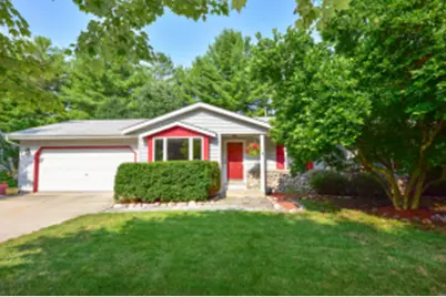 W200N16485  Pine Dr, Jackson, WI 53037 - Photo 1