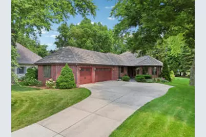 W131N8020  Country Club Dr, Menomonee Falls, WI 53051 - Photo 1