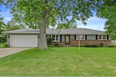 4615 N Saint Clair St, Racine, WI 53402 - Photo 1