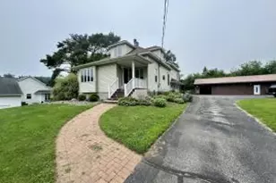 2066 S Point Rd, Green Bay, WI 54313 - Photo 1