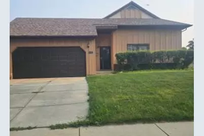 1125 W Lloyd St, Milwaukee, WI 53205 - Photo 1