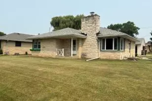 3874 E Ramsey Ave, Cudahy, WI 53110 - Photo 1