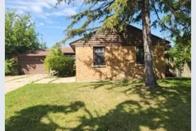 5817 N 91st St, Milwaukee, WI 53225 - Photo 1