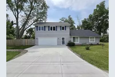 2811 W Acre Ave, Franklin, WI 53132 - Photo 1