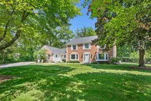 940 E Wye Ln, Fox Point, WI 53217 - Photo 1