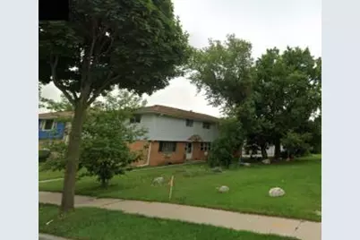 5831 N 91st St #5833, 5835, Milwaukee, WI 53225 - Photo 1