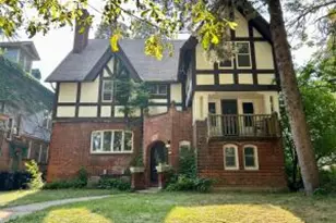 2721 N Shepard Ave, Milwaukee, WI 53211 - Photo 1