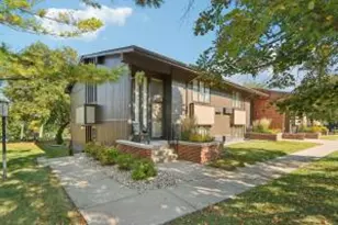 60 Lausanne Ct, Geneva, WI 53147 - Photo 1