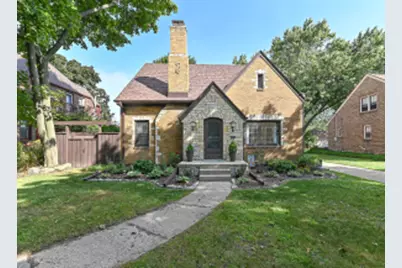 616  Aspen St, South Milwaukee, WI 53172 - Photo 1