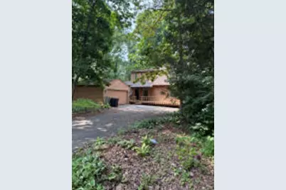 139  Saint Andrews Trl, Fontana, WI 53125 - Photo 1