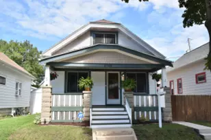 2762 S Delaware Ave, Milwaukee, WI 53207 - Photo 1