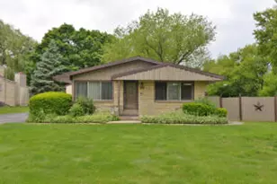 38 S Emmertsen Rd, Racine, WI 53406 - Photo 1