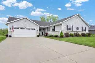 6905 Jamestown Ct, Trenton, WI 53090 - Photo 1