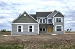 415 Kensington Ct, Williams Bay, WI 53191 - Photo 1