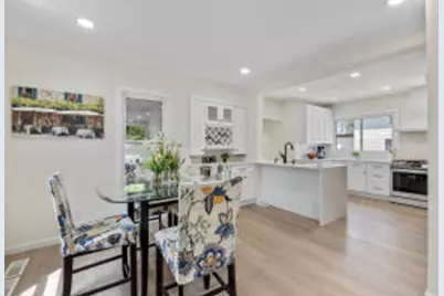 1055 N 68th St, Wauwatosa, WI 53213 - Photo 1