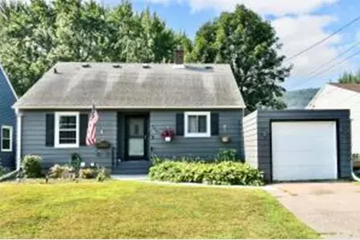 1067  Gilmore Ave, Winona, MN 55987 - Photo 1