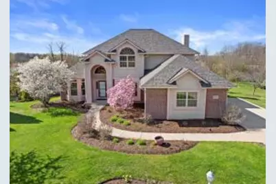 N109W14760  Preserve Pkwy, Germantown, WI 53022 - Photo 1