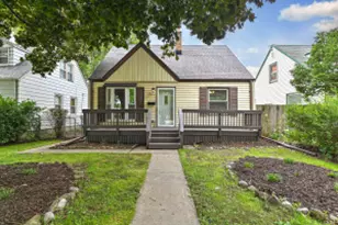 7915 W Lisbon Ave, Milwaukee, WI 53222 - Photo 1