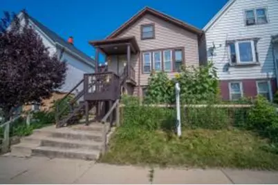 2322 S 15th Pl, Milwaukee, WI 53215 - Photo 1