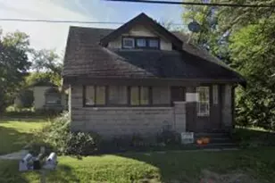 5117 W Donges Bay Rd, Mequon, WI 53092 - Photo 1