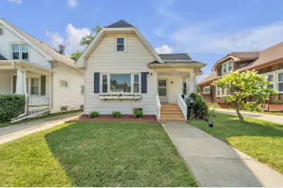 736  Monroe Ave, Racine, WI 53405 - Photo 1