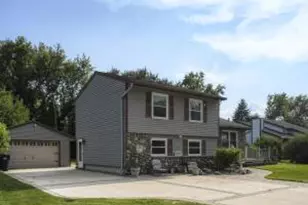 N61W23875 Sumac Ln, Sussex, WI 53089 - Photo 1