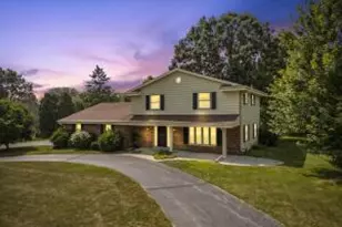 21375 Woodchuck Ln, Brookfield, WI 53045 - Photo 1