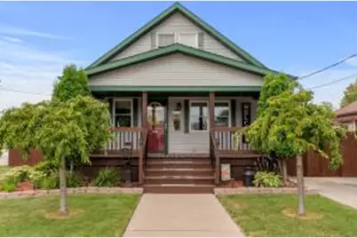 944 S 26th St, Manitowoc, WI 54220 - Photo 1