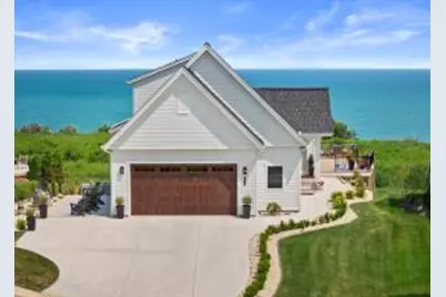 984  Seanma Wynd -, Port Washington, WI 53074 - Photo 1