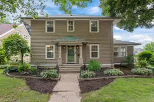 447 S 8th Ave, West Bend, WI 53095 - Photo 1