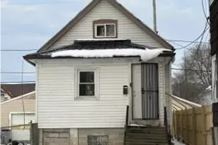1944 N 26th St, Milwaukee, WI 53205 - Photo 1