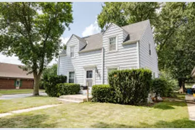 814 S Grand Ave, Waukesha, WI 53186 - Photo 1