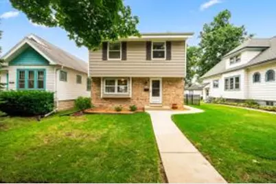 733 S 93rd St, West Allis, WI 53214 - Photo 1