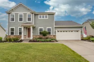 1504 Walnut Ct, Hartford, WI 53027 - Photo 1